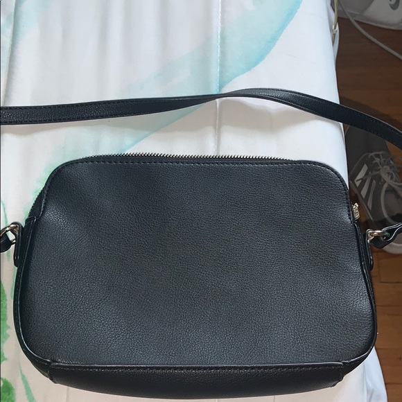 Old Navy Handbags - Crossbody bag Old Navy Handbags - Crossbody bag